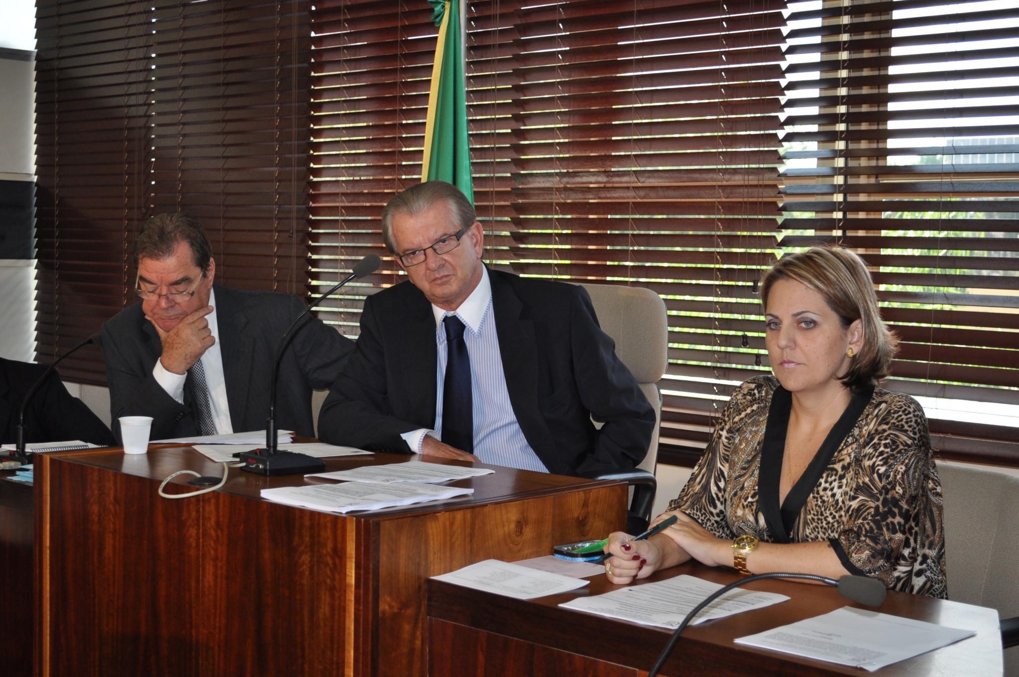 Ccj Derruba Emenda que Fixava Teto Salarial Para Comissões