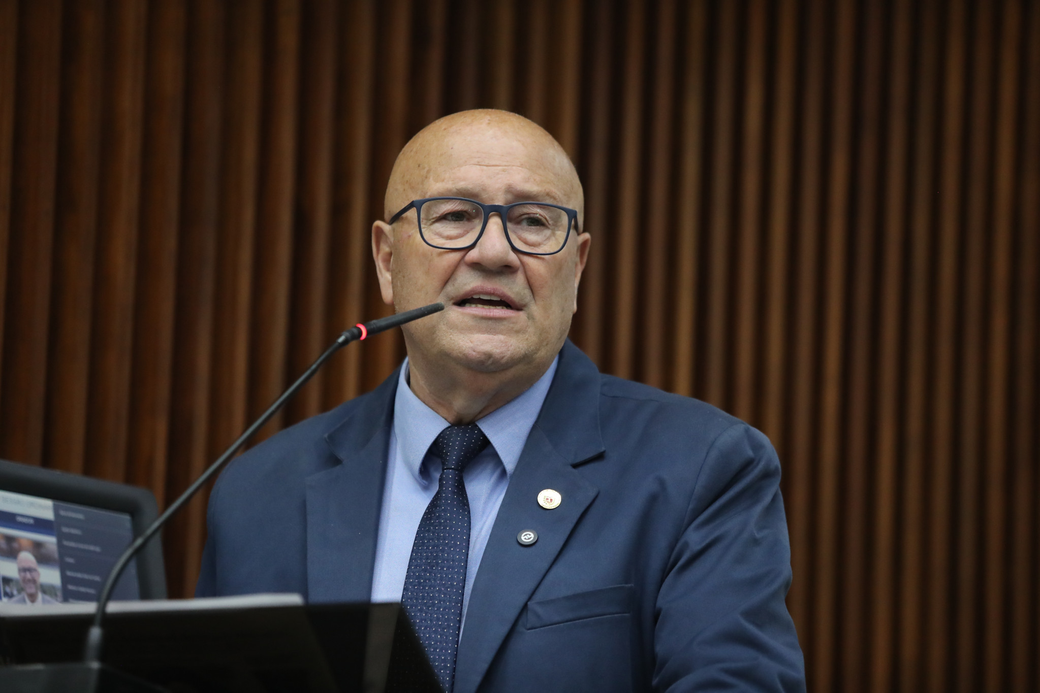 Deputado Luiz Claudio Romanelli (PSD) destaca responsabilidade fiscal e investimentos robustos no Orçamento do Paraná para 2026
