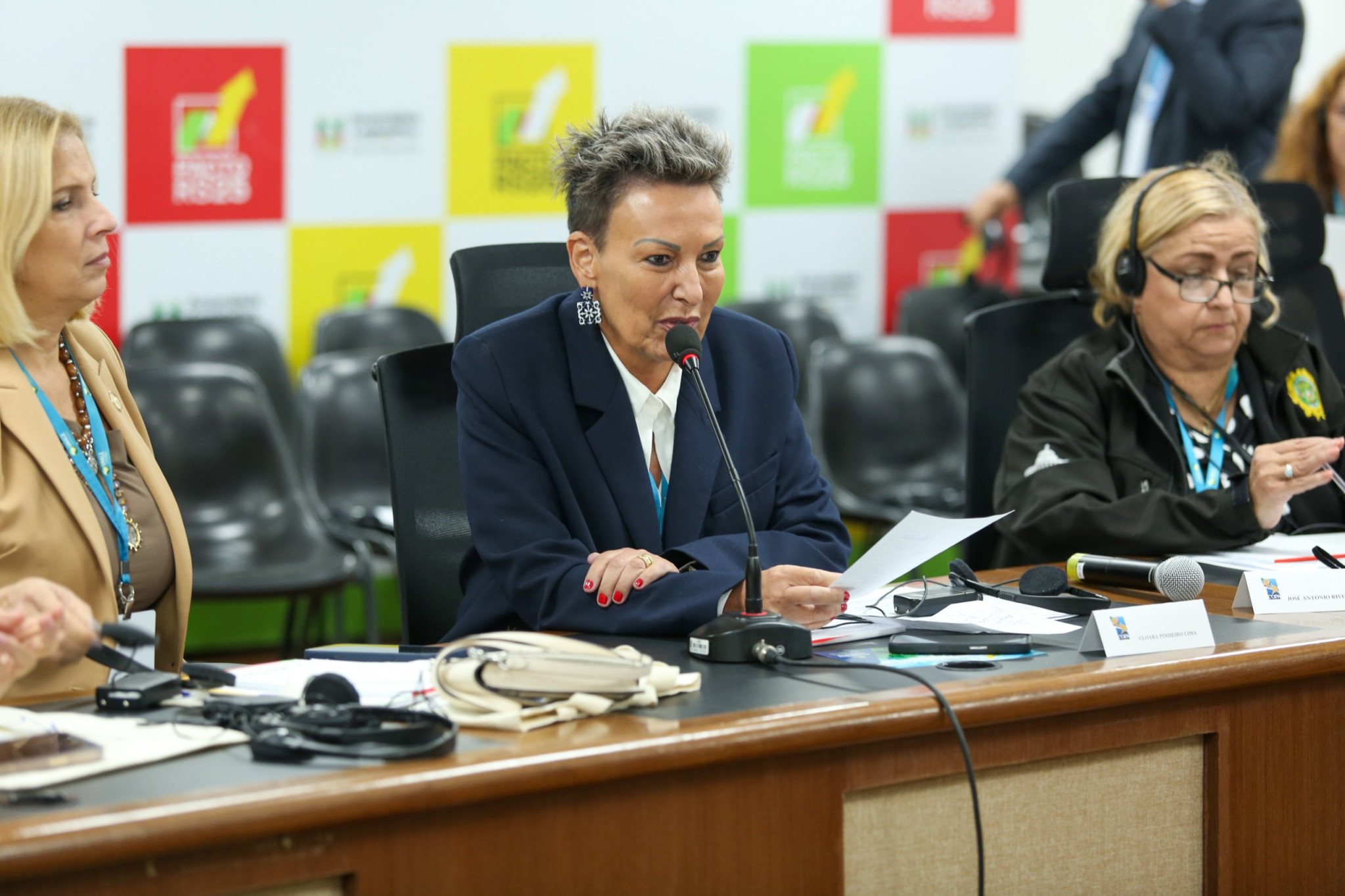 Deputada Cloara Pinheiro (PSD) representa o Paraná em encontros internacionais e nacionais sobre democracia, igualdade de gênero e inovação nos Legislativos