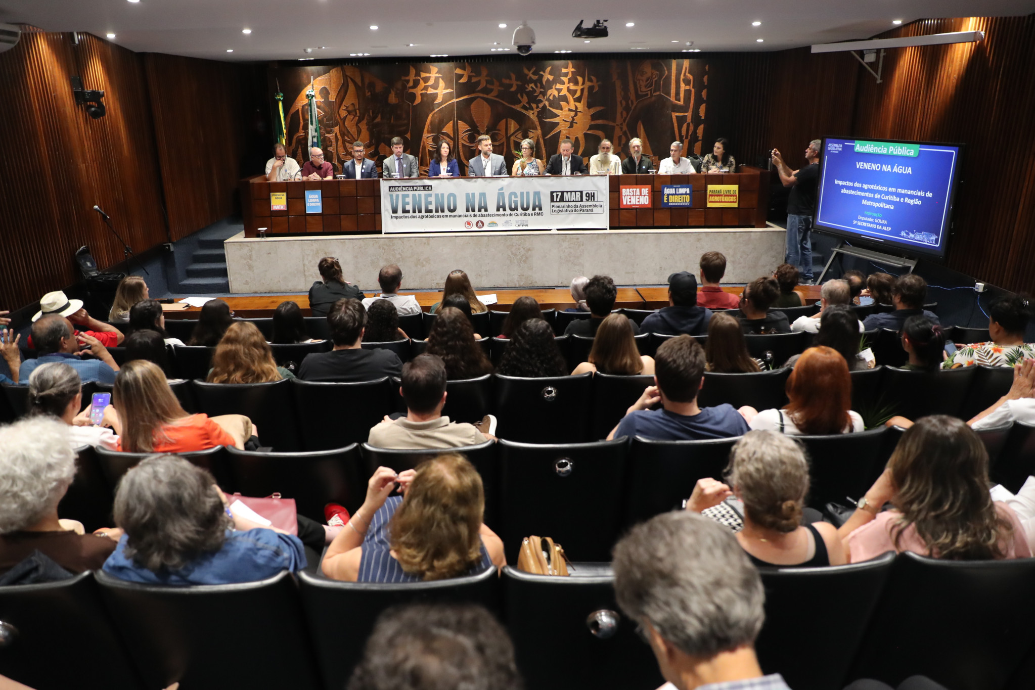 Assembleia Legislativa debate impactos dos agrotóxicos na contaminação de mananciais