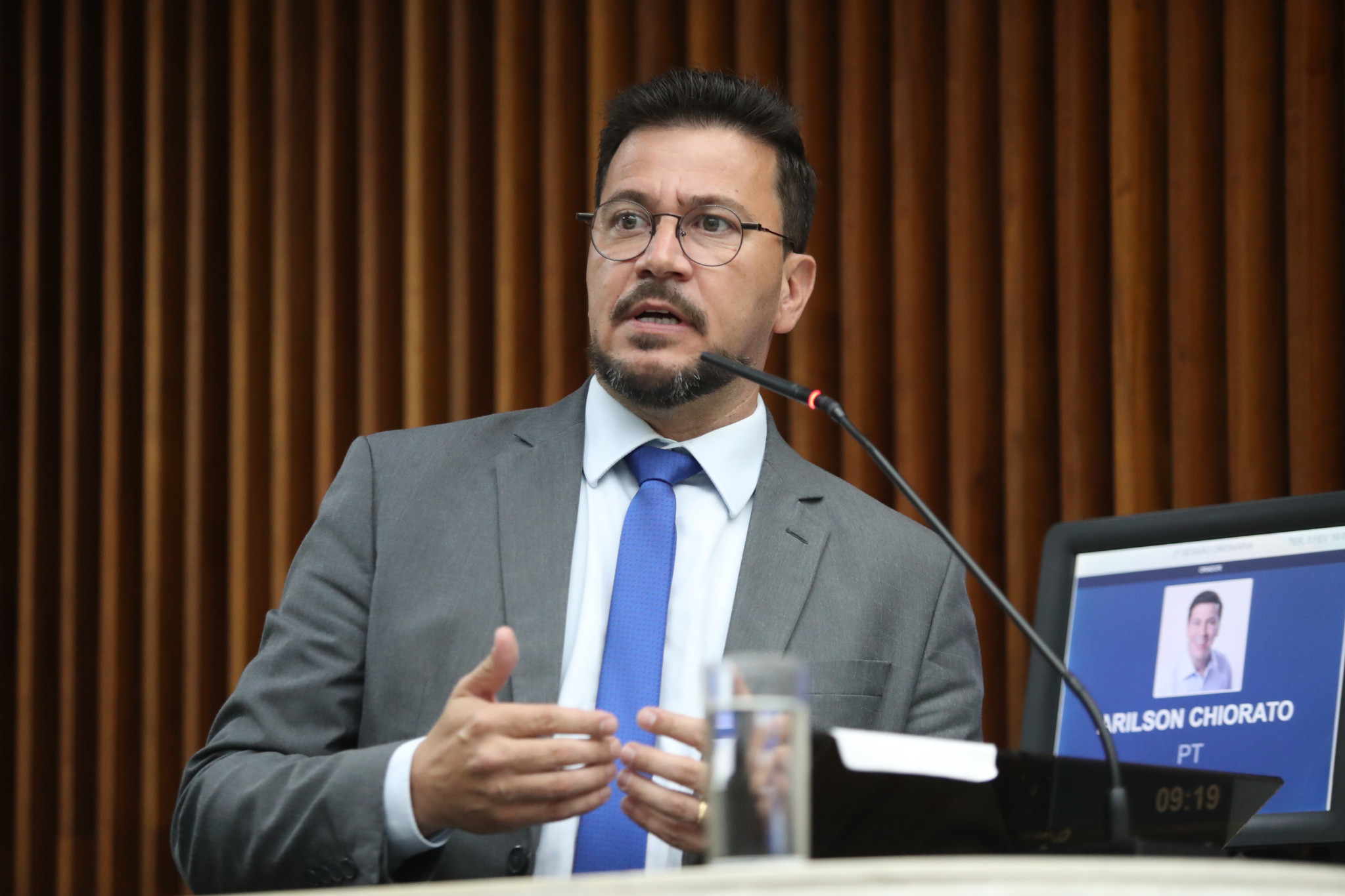 Projeto de lei apresentado na Assembleia visa garantir proteção integral a animais comunitários