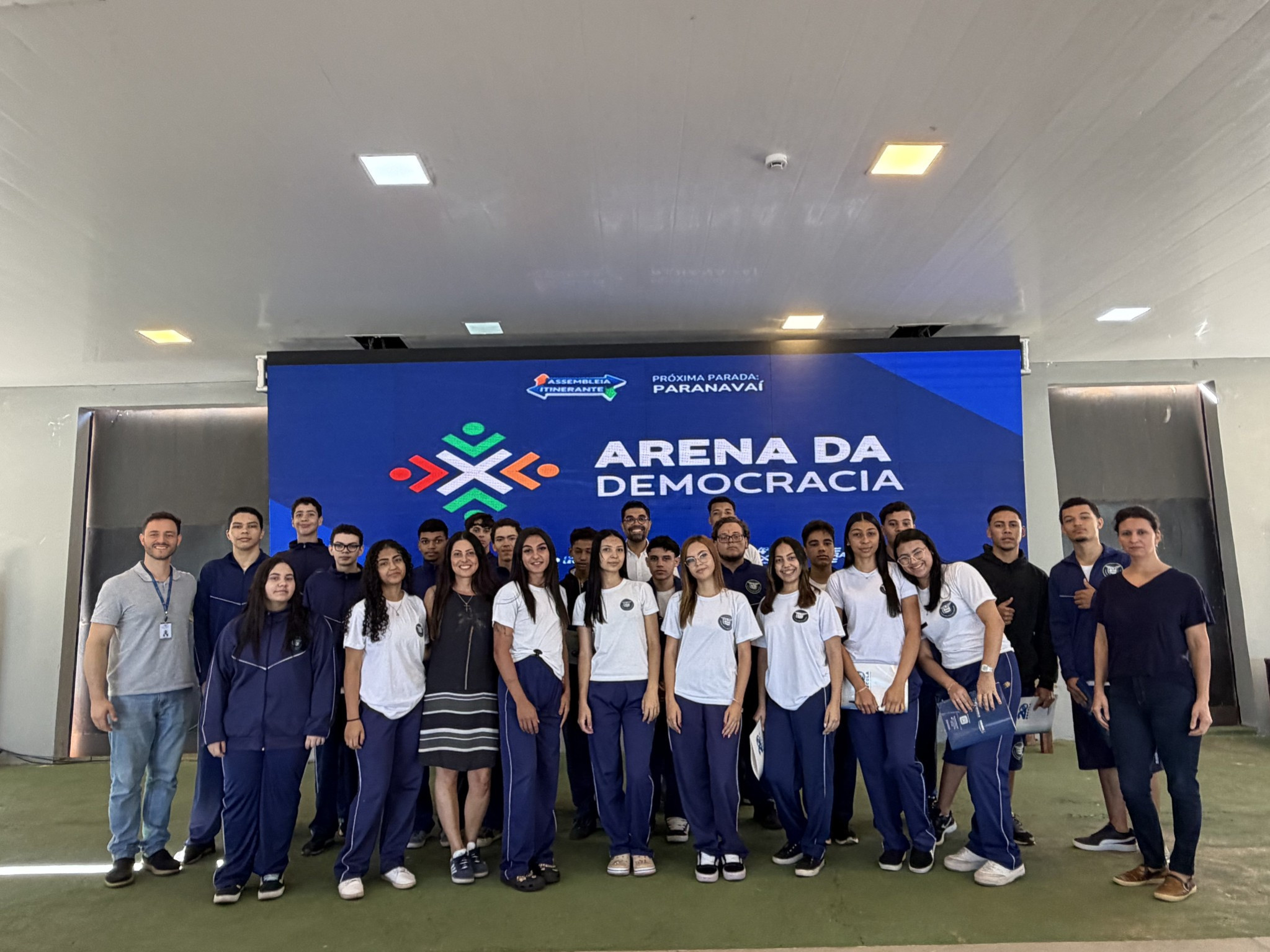 Assembleia Itinerante encerra participação na ExpoParanavaí com mais de mil visitantes e ampla participação da população
