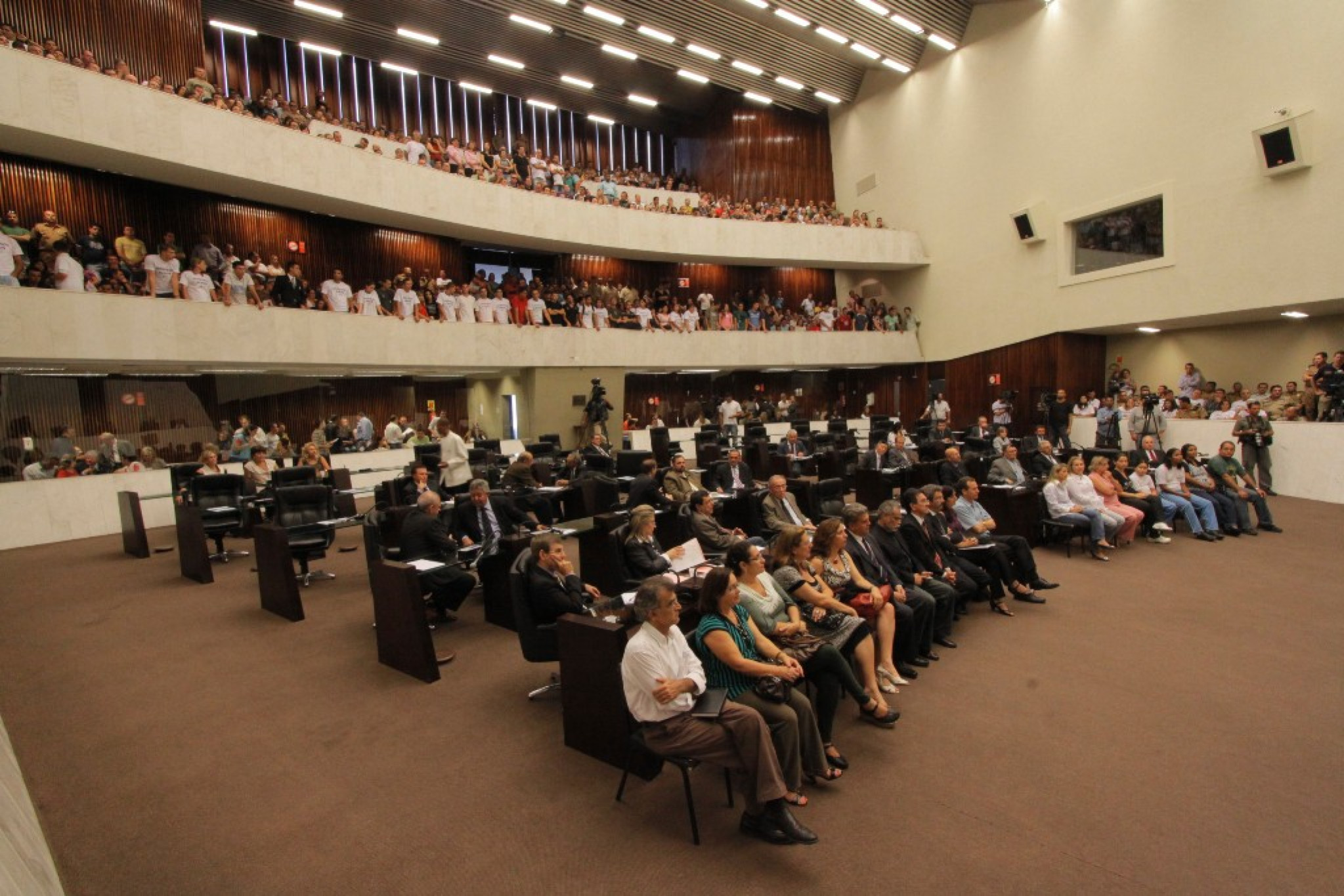 Presidente da Alep Anuncia Recadastramento de Funcionários a Partir Desta Segunda