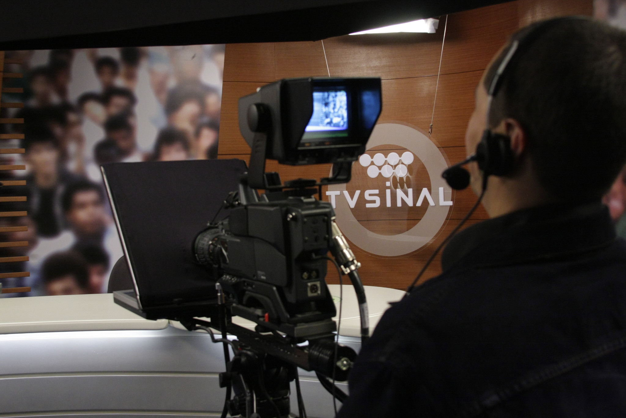 Tv Sinal Exibe Entrevistas Com Gustavo Fruet e Rubens Hering