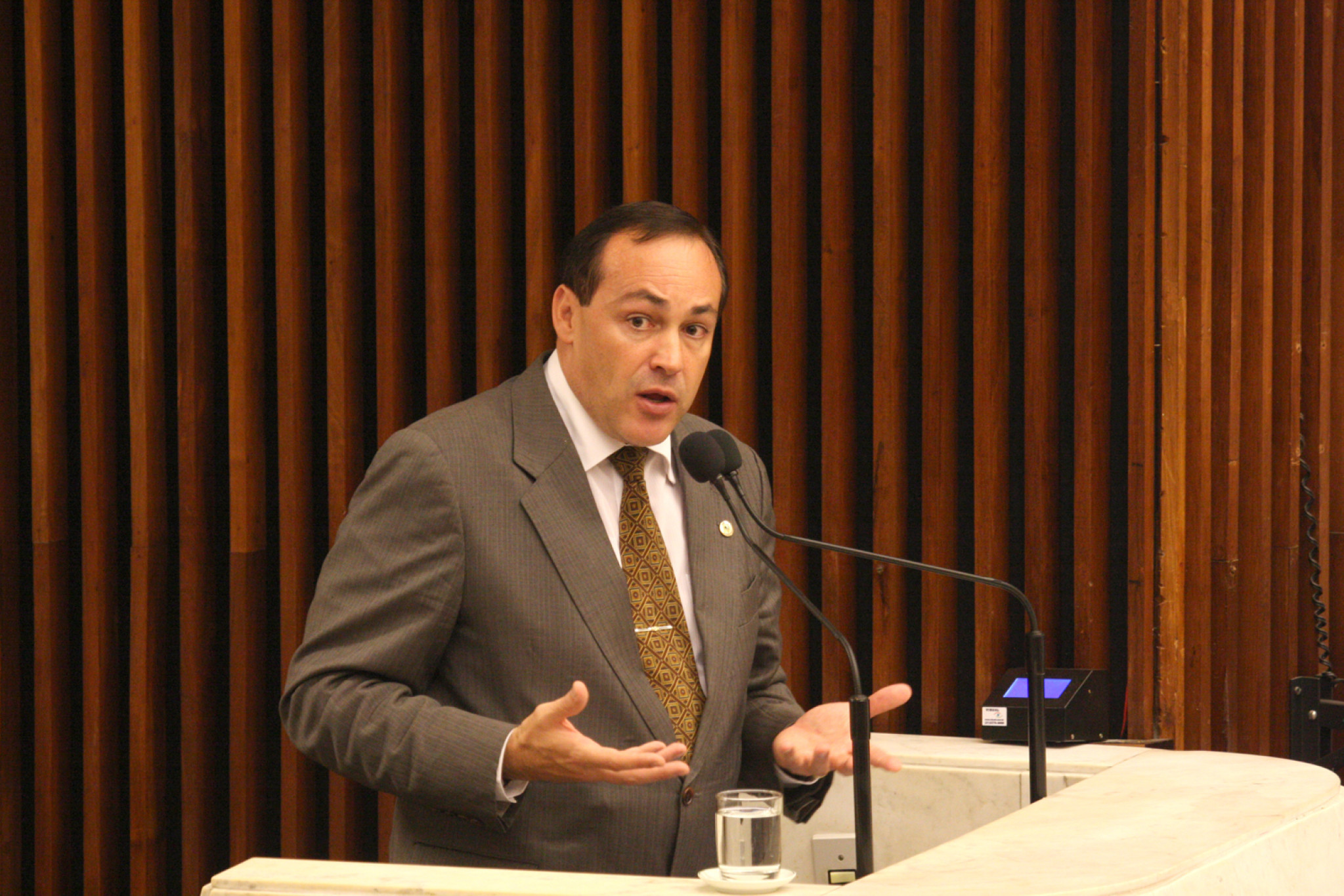 Projeto Cria Programa de Estágio Para Alunos de Escolas Especiais