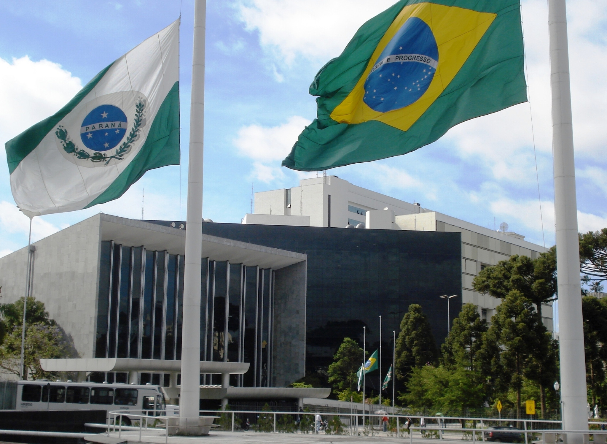 Assembleia Aprova Projeto que Autoriza Financiamento Para Obras da Copa do Mundo