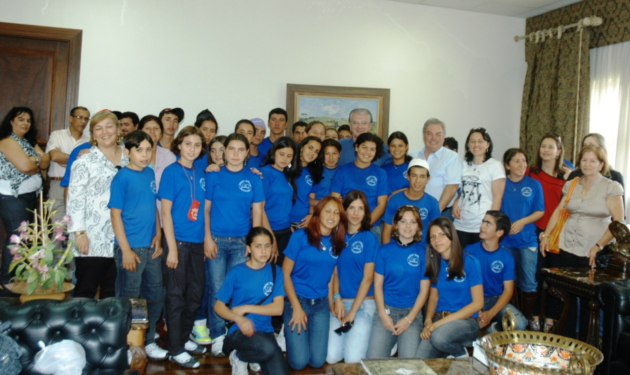 Assembleia Legislativa Recebe Visita de Alunos da Escola Monjolinho de Ortigueira