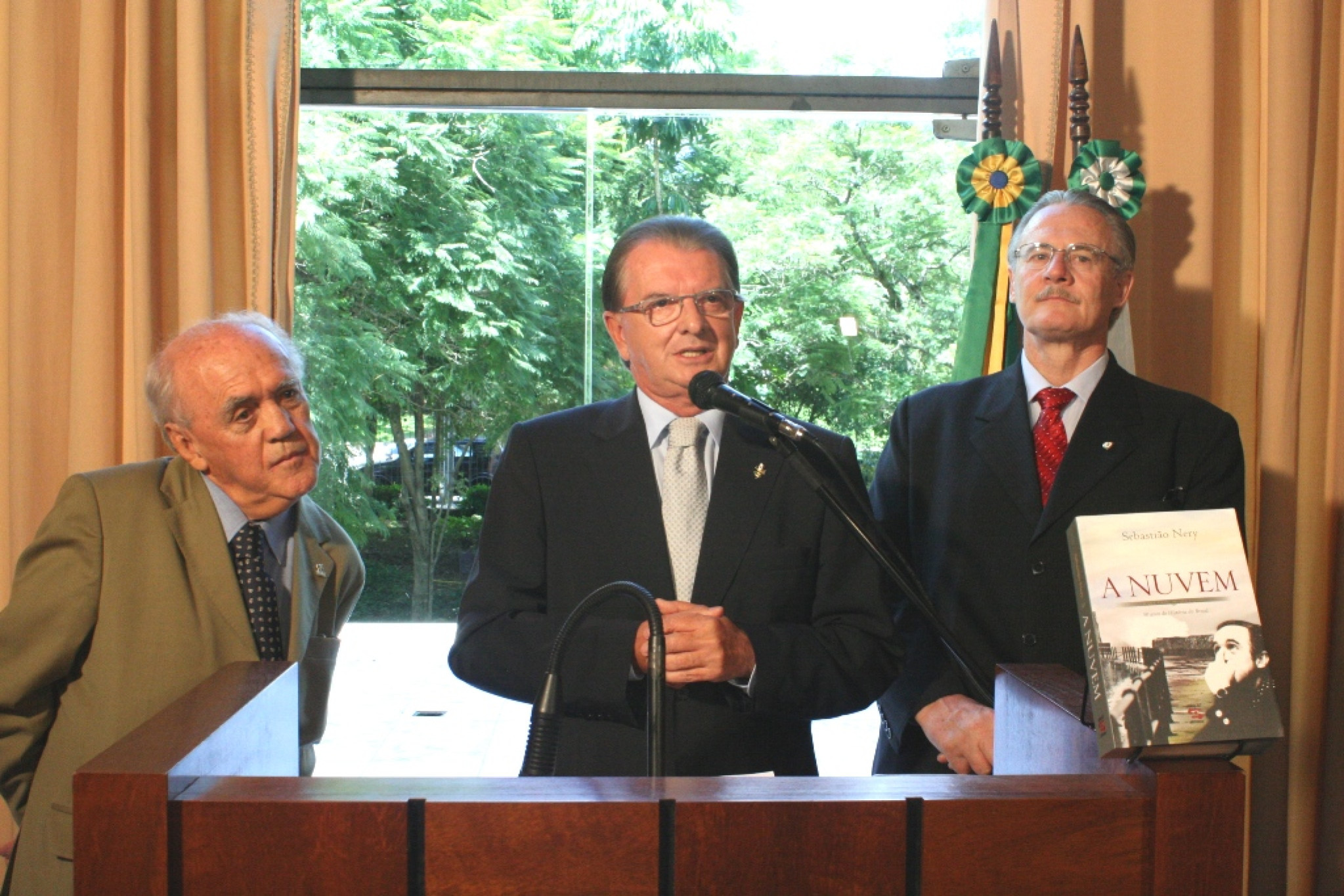 Jornalista Sebastião Nery Lança Livro Na Assembleia Legislativa