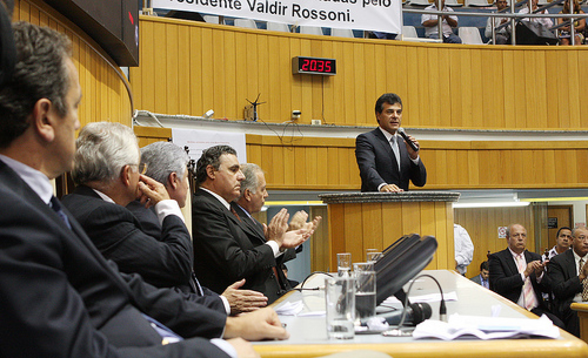 Interiorização Reabre o Diálogo Com a Casa