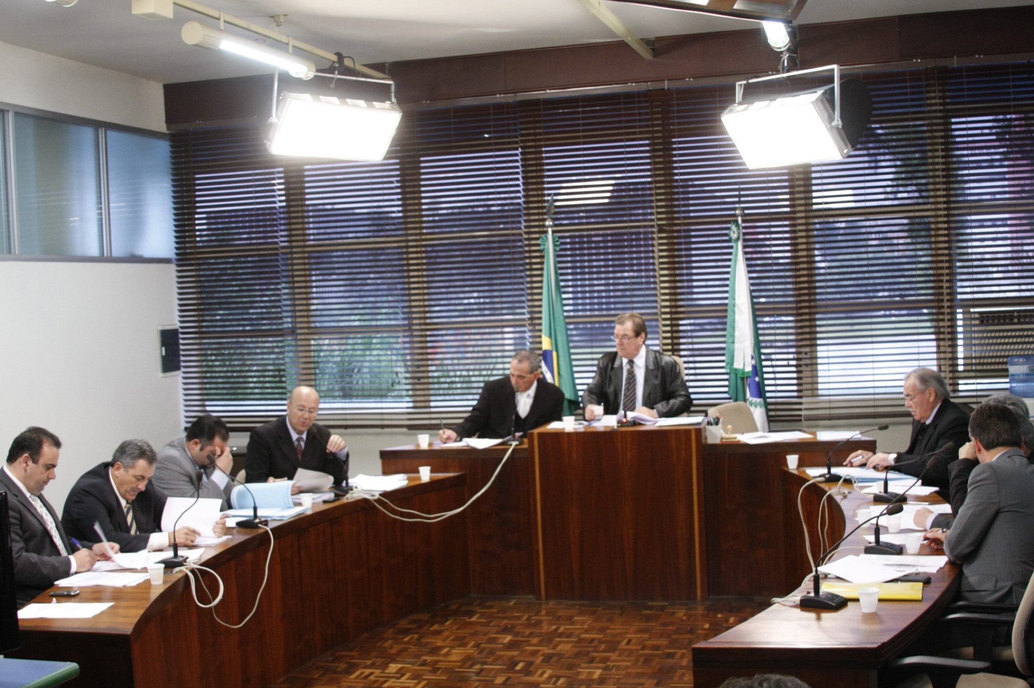 Comissão Aprova R$ 100 Milhões Para Recuperação de Vias Urbanas