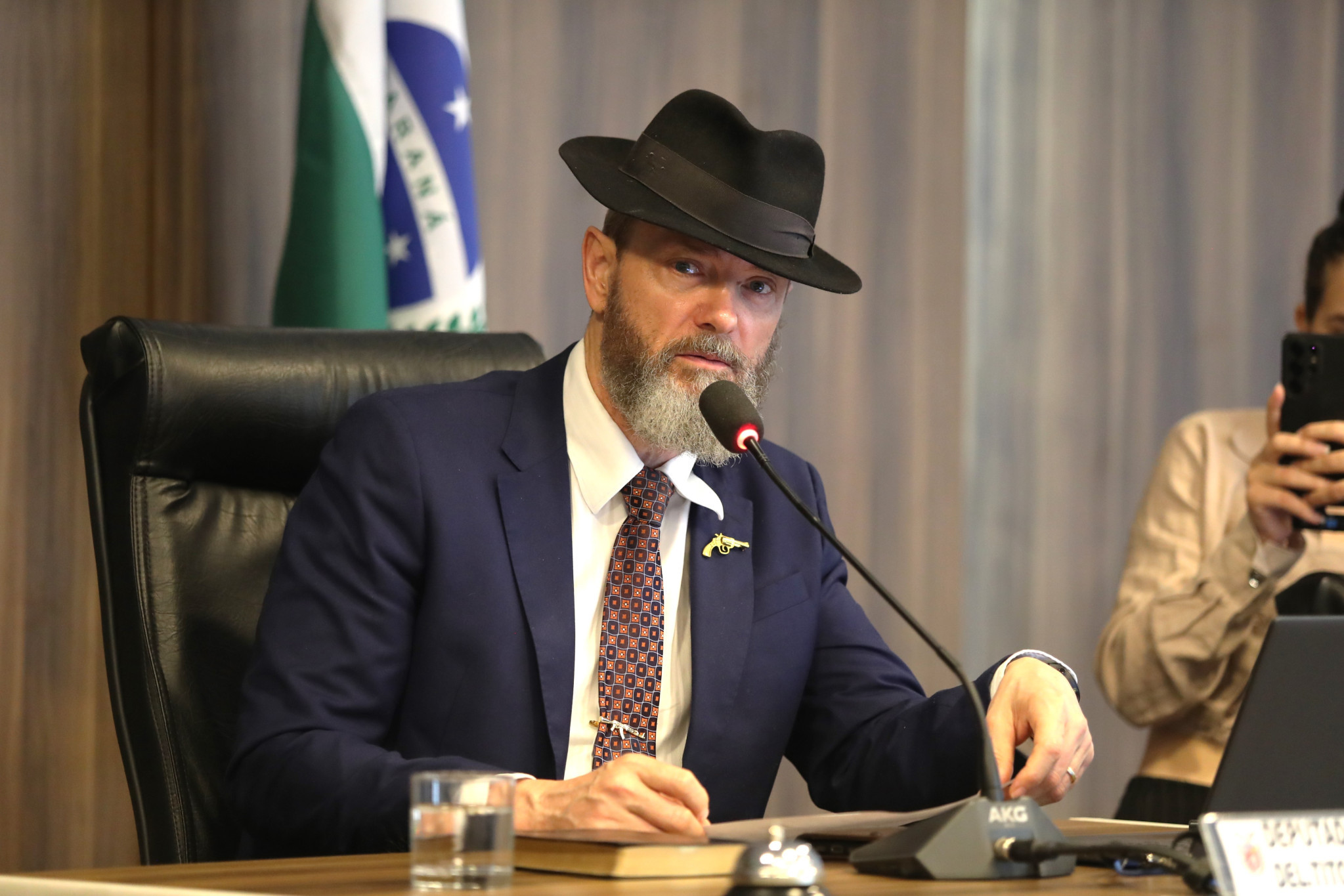 Deputado Tito Barichello (União) comemora aprovação de projeto que atualiza estrutura da PM e dos Bombeiros