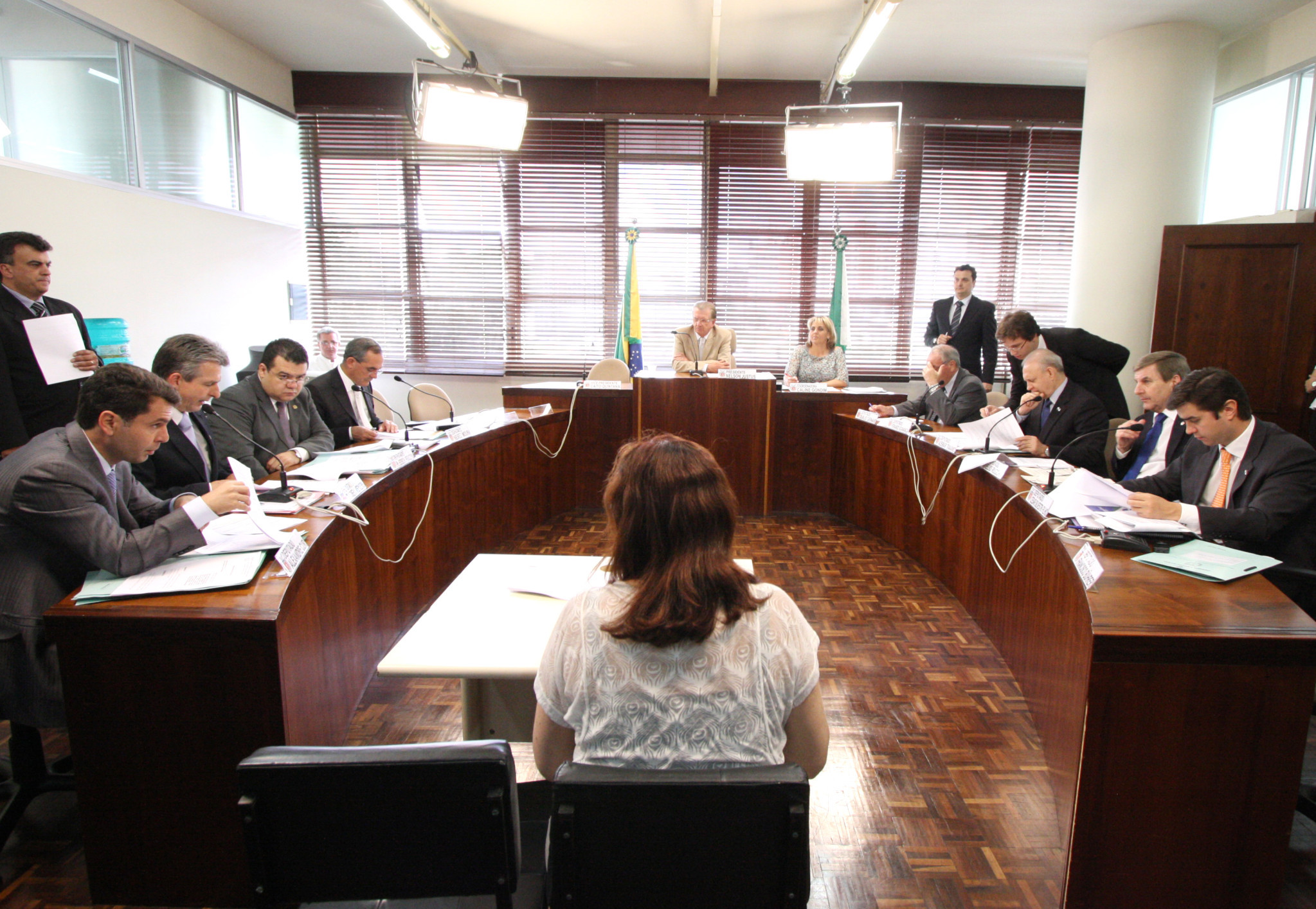 CCJ aprova seis mensagens do Governo em sessão extraordinária