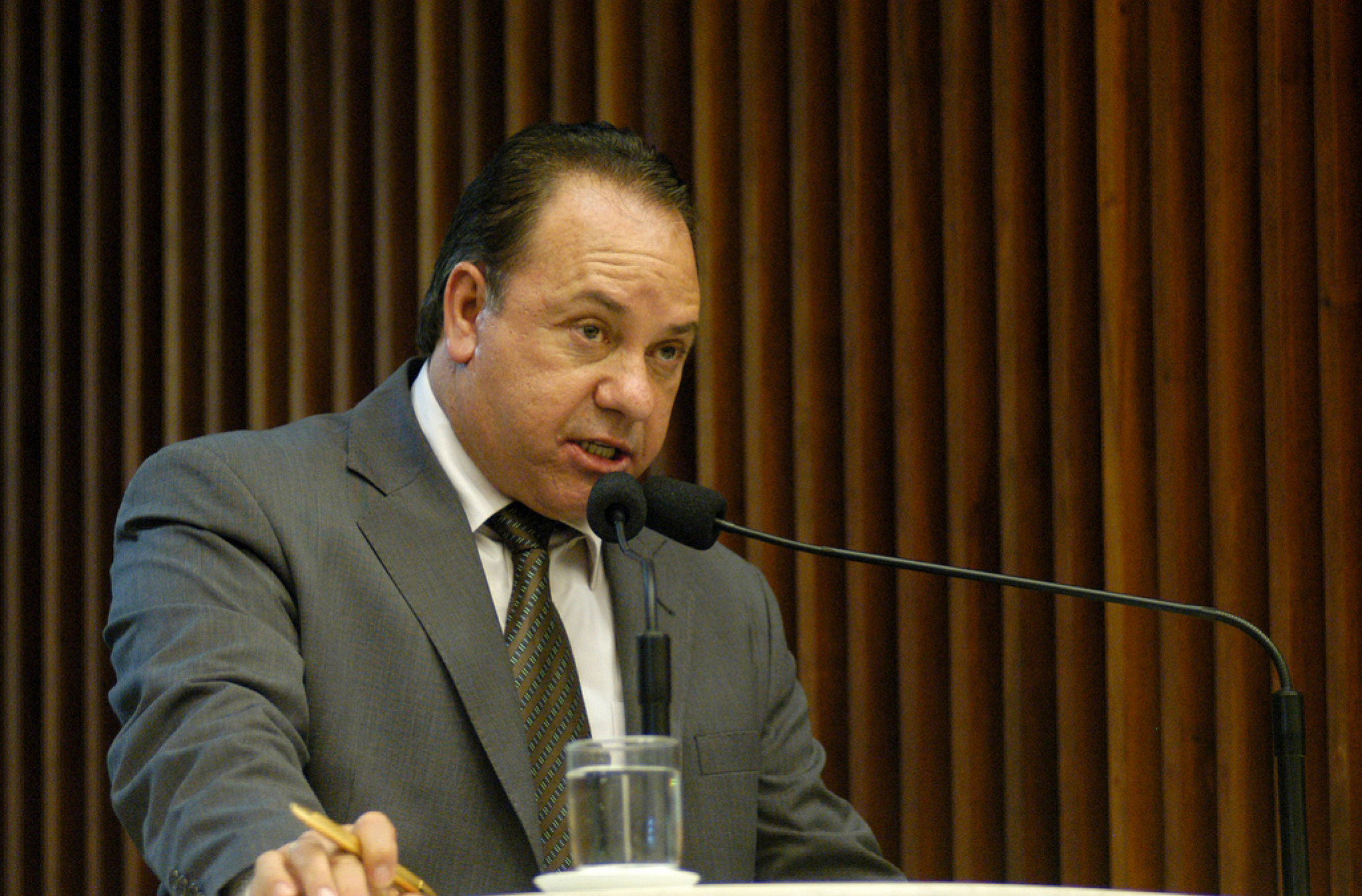 Projeto de Aciolli retorna para análise da CCJ, após receber emenda e substitutivo geral