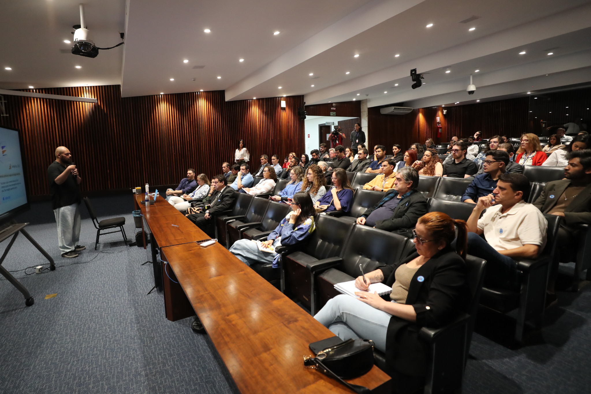 Assembleia Legislativa recebe terceira oficina do ciclo ComunicaLab Paraná