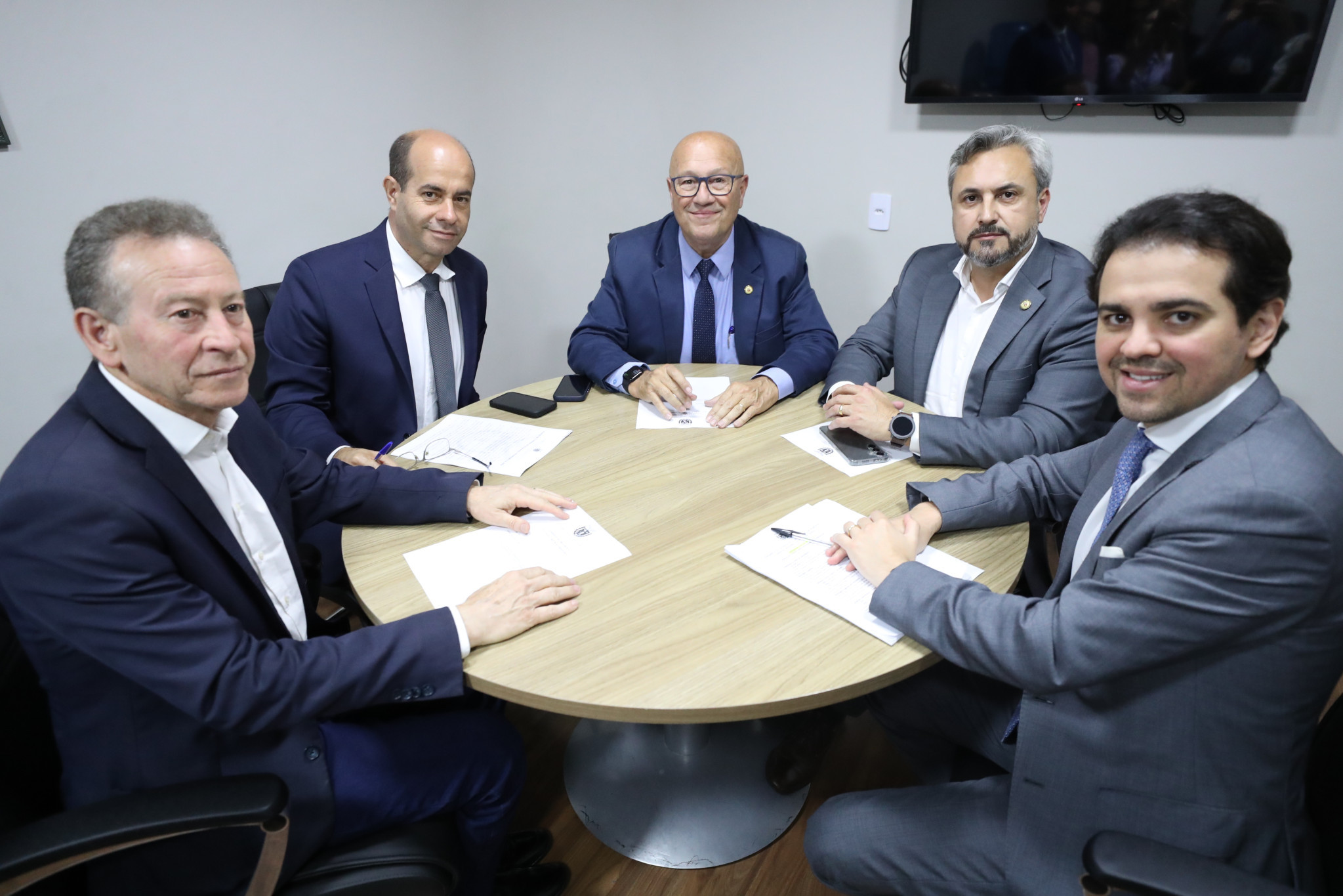 LOA 2026 avança na Comissão de Orçamento com previsão de R$ 81,6 bilhões para o exercício financeiro do Estado