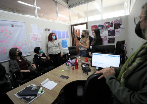 Grupo de pesquisadores da UFPR enaltece trabalho da Procuradoria da Mulher da Assembleia Legislativa