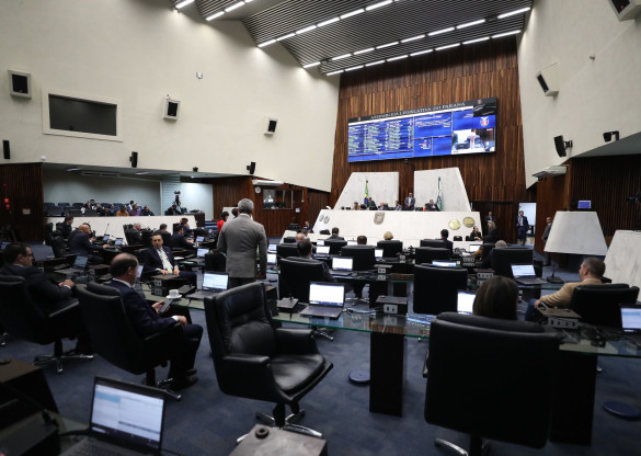 Aprovado projeto para promover mais segurança nas escolas paranaenses