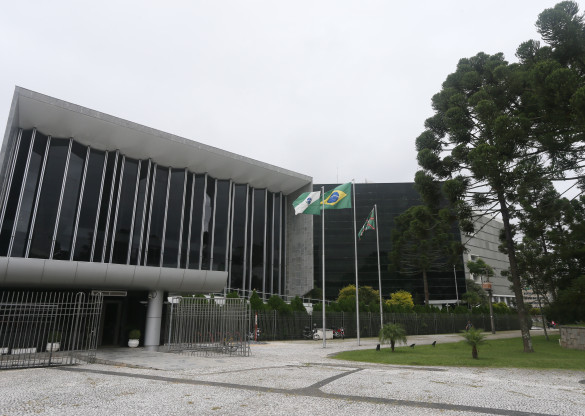 Assembleia retoma votação do projeto que trata dos serviços de transporte ferroviário no Paraná