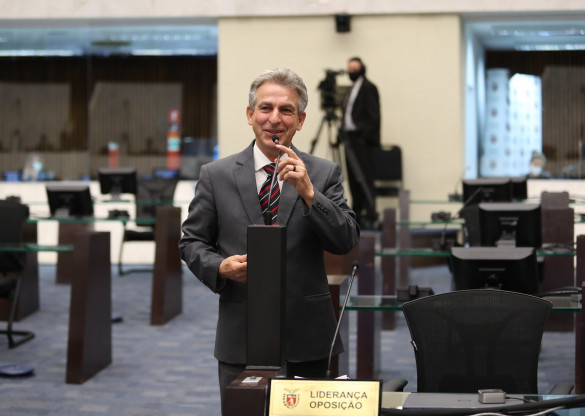 Audiência pública debate a matriz curricular no Ensino Médio