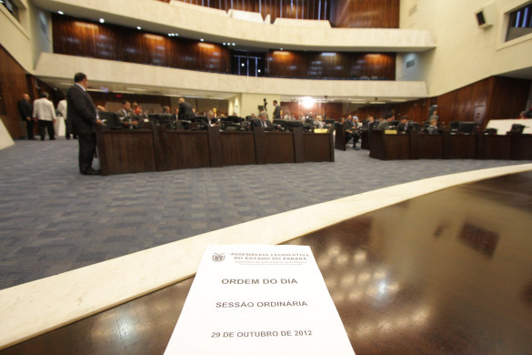 Deputados aprovam novo prazo para identificação de depositários do agrotóxico BHC