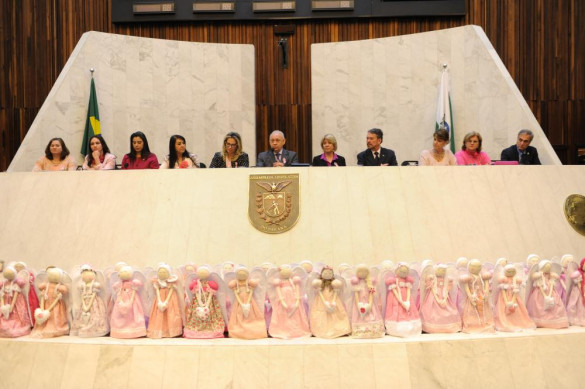 Sessão solene marca encerramento do Outubro Rosa na Assembleia Legislativa