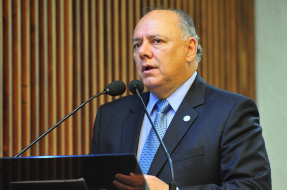Deputado destaca qualidade da carne de frango brasileira e protesta contra embargo da União Europeia