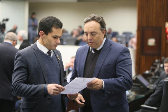 Assembleia aprova sessões de cinema adaptadas para autistas e portadores de Down