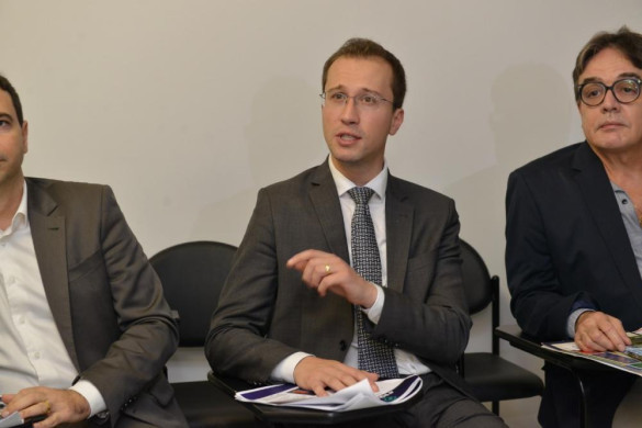 Escola do Legislativo troca experiências com Assembleia Legislativa de Goiás