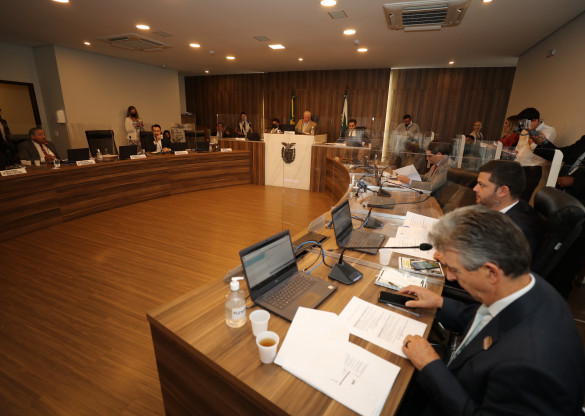 CCJ aprova projeto que autoriza instalação de câmeras em viaturas e uniformes de forças de segurança