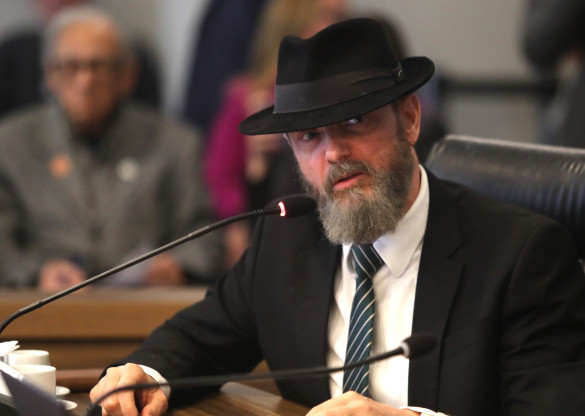 Deputado Delegado Tito Barichello (União) defende projeto que incentiva o uso ético da inteligência artificial nas escolas públicas do Paraná