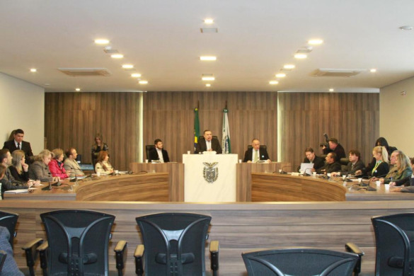 Comissão de Turismo ouve demandas e sugestões do trade turístico paranaense