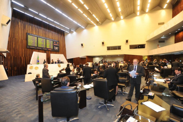 Deputados aprovam projeto que incentiva o parto normal e humanizado