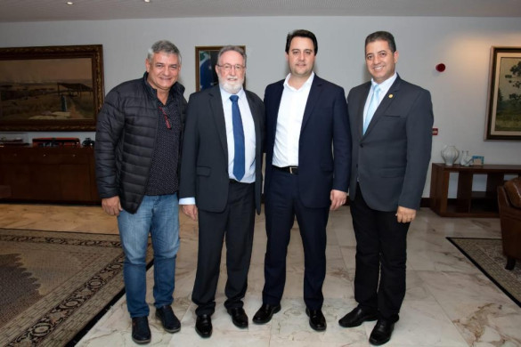 Deputado Cobra Repórter pede que governador reveja fusão do Iapar