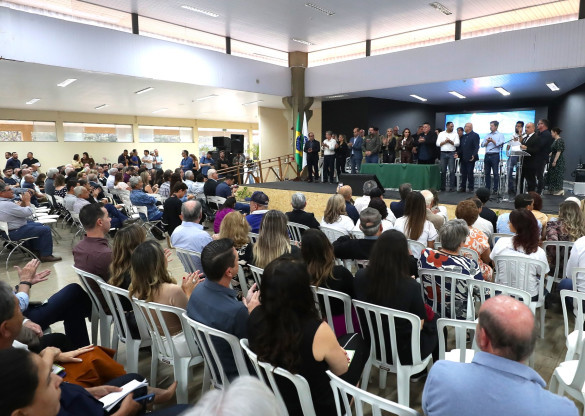 Assembleia Legislativa recebe reivindicações de Astorga e região
