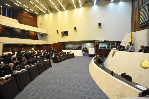 Assembleia aprova 19 projetos de lei na sessão plenária desta quarta-feira (6)