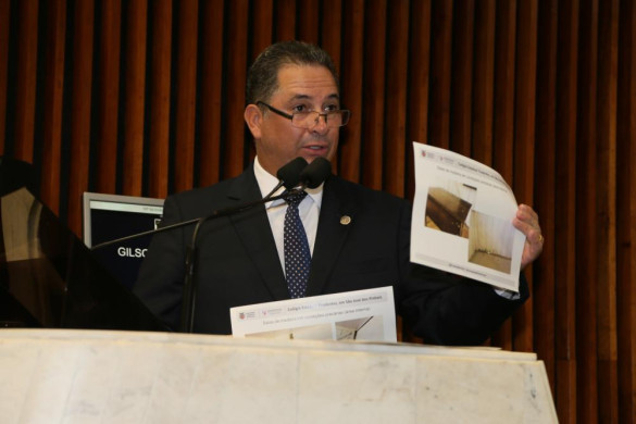 Estrutura de escolas públicas e da Polícia Científica é tema de pronunciamentos na Alep