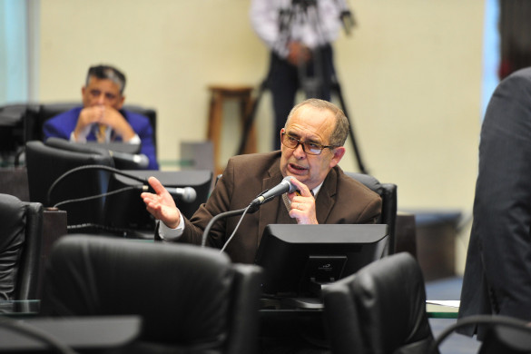 Deputado pede isenção de ICMS para armas adquiridas por policiais