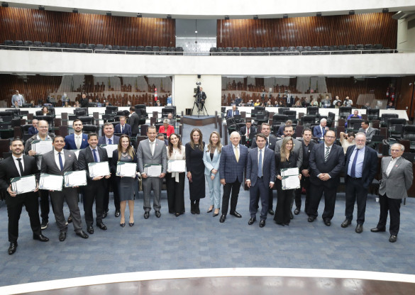Excelência dos serviços notarias e registrais do Paraná é reconhecida pela Assembleia Legislativa do Estado