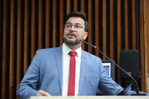 Líder da Oposição questiona sigilo no TCE-PR e aponta falta de transparência sobre o programa Olho Vivo no Paraná