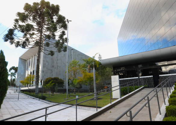 Assembleia Itinerante em Maringá e homenagens marcam a programação da semana no Legislativo