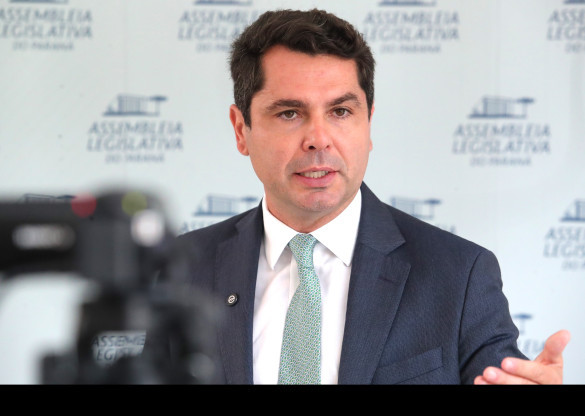 Presidente Alexandre Curi (PSD) anuncia novos serviços e parcerias na próxima edição da Assembleia Itinerante, em Londrina
