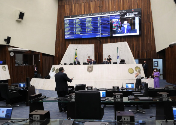 Deputados aprovam projeto que regulamenta cobrança de diferencial de alíquota de ICMS