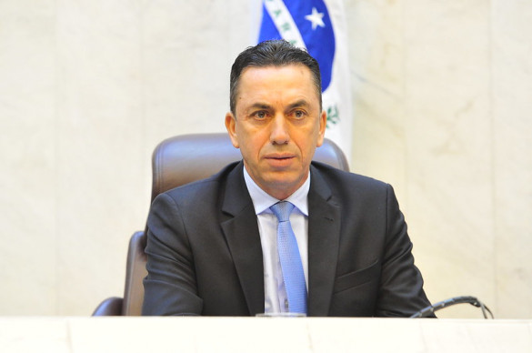 Deputado solicita que projeto que aumenta rede de saneamento no Paraná seja votado ainda este ano 