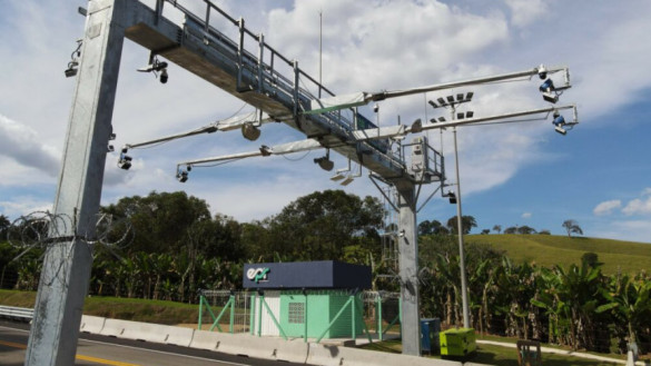 Deputados articulam ação para suspender cobrança integral em pedágios eletrônicos