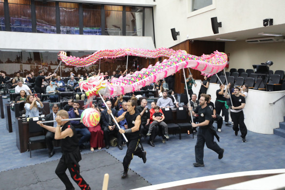 Sessão solene homenageia atletas e reforça a importância do kung fu no Paraná