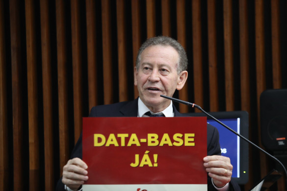 Deputado Professor Lemos (PT) cobra reposição salarial e exige envio imediato da data-base