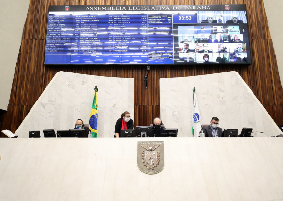 Aprovado projeto que adia prazo de validade de concursos públicos no Paraná