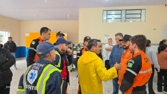 Deputado Cobra Repórter (PSD) solicita ação emergencial da Defesa Civil para atender famílias atingidas por temporais no Norte e Norte Pioneiro do Paraná