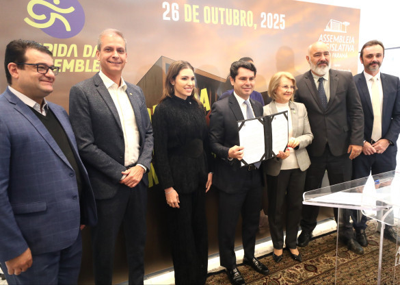 Termos de cooperação entre Assembleia Legislativa e Prefeitura de Curitiba unem esporte e solidariedade em ações sociais permanentes