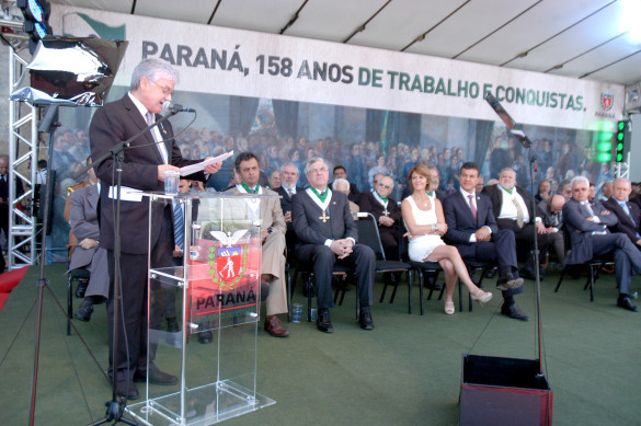 Legislativo participa das comemorações dos 158 anos da emancipação política do Paraná